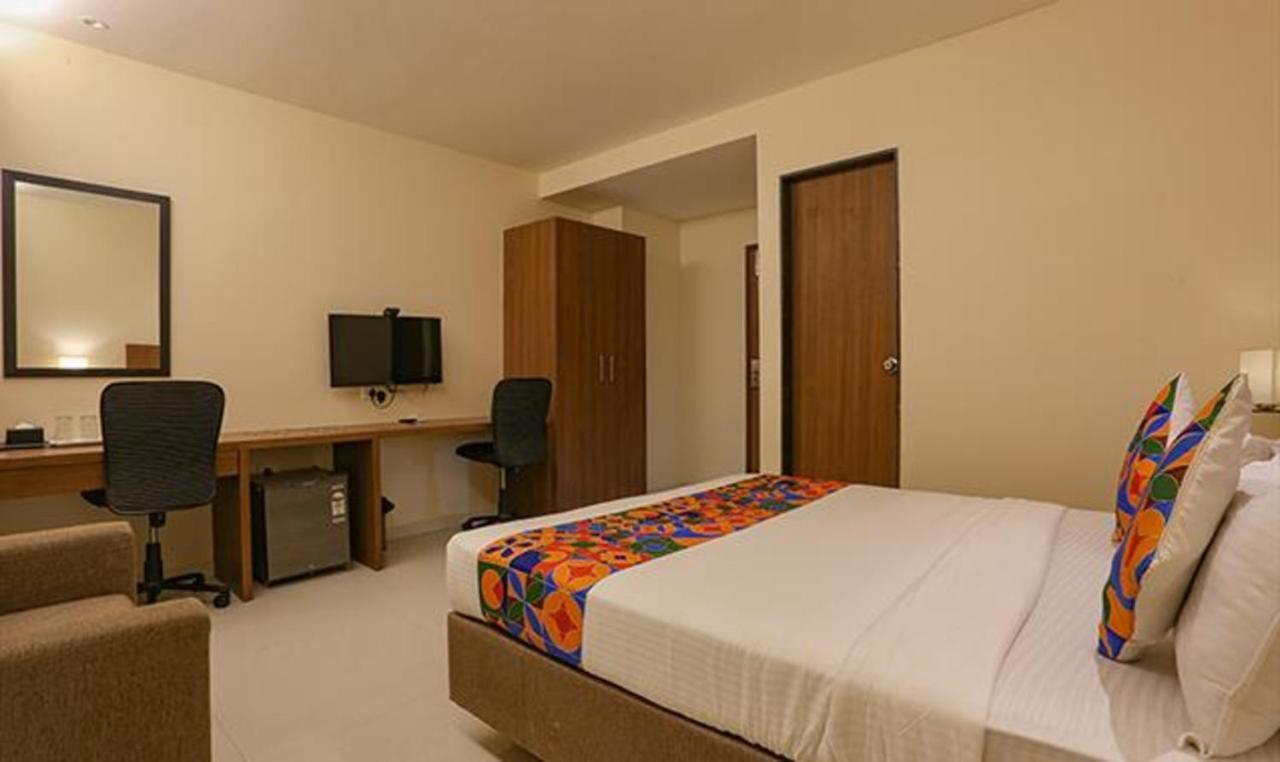 Fabhotel Royal International - Nr Mumbai International Airport מראה חיצוני תמונה